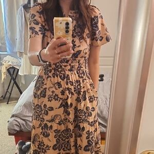 Anthropologie Somerset Beige and Black Floral Maxi Dress Sz Xsmall
